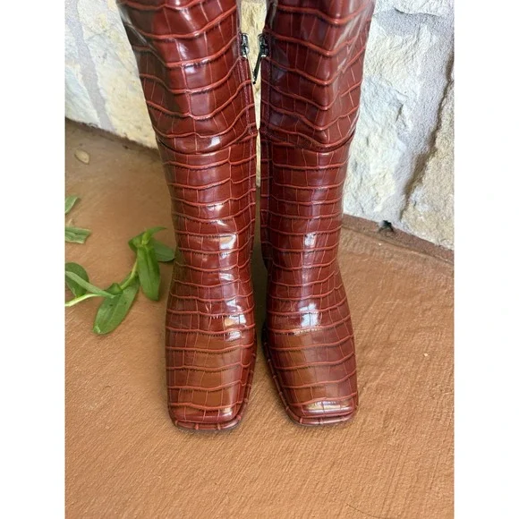 Sam Edelman RARE Raekel Croc-embossed Spiced Red Leather Block Heel Tall Boot 8M - Picture 1 of 11